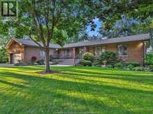 2730 BOUFFARD | LaSalle Ontario | Slide Image Three
