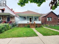 1670 ALBERT Road Windsor Ontario, N8Y 3R5