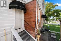 908 OAK STREET | Windsor Ontario | Slide Image Five