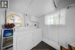 908 OAK STREET | Windsor Ontario | Slide Image Eight