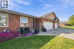 11125 FIRGROVE | Windsor Ontario | Slide Image One