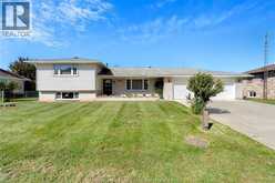 1512 PEACH DRIVE | Kingsville Ontario | Slide Image One