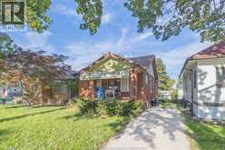 792 PARTINGTON AVENUE | Windsor Ontario | Slide Image Two