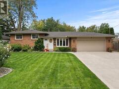 3831 KATHLEEN Windsor Ontario, N9G 1R1