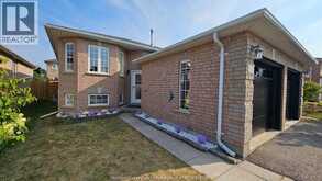 201 Hanmer STREET East | Barrie Ontario | Slide Image Two
