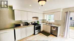 201 Hanmer STREET East | Barrie Ontario | Slide Image Six