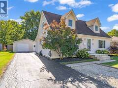200 Centre STREET Essex Ontario, N8M 1R2