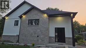 196 Ross CRESCENT | Essex Ontario | Slide Image Two