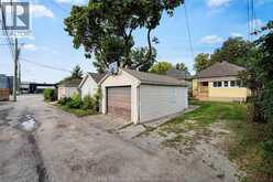 1347 Lincoln | Windsor Ontario | Slide Image Thirty