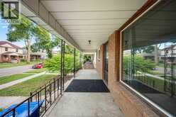 1347 Lincoln | Windsor Ontario | Slide Image Eight