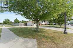 2402 St. Alphonse AVENUE | Tecumseh Ontario | Slide Image Twenty-five