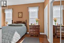 519 MCKAY | Windsor Ontario | Slide Image Eighteen