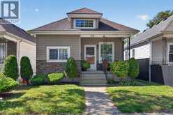 519 MCKAY | Windsor Ontario | Slide Image One