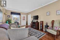 519 MCKAY | Windsor Ontario | Slide Image Six