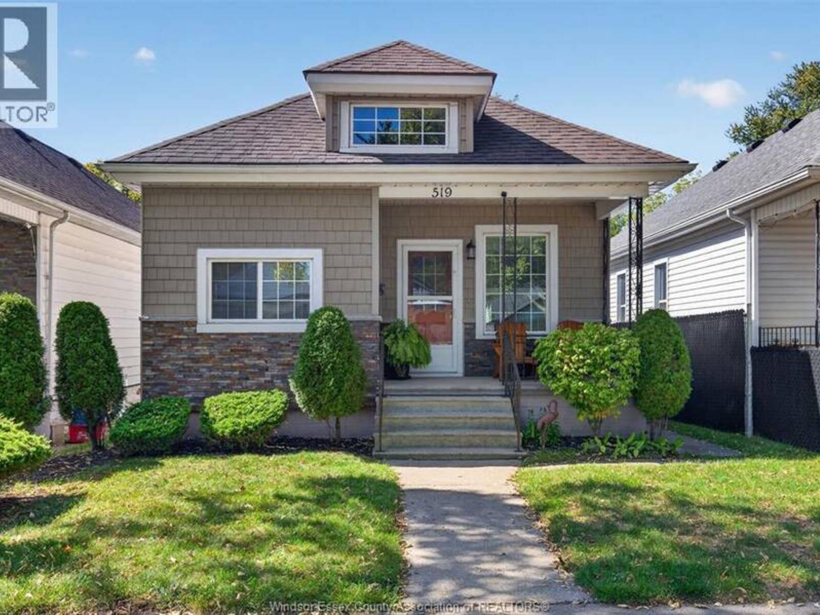 519 MCKAY, Windsor, Ontario N9B 1Z7