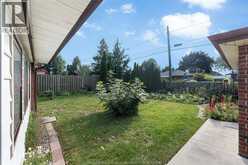 2545 ST. PATRICKS'S AVENUE | Windsor Ontario | Slide Image Twenty-nine