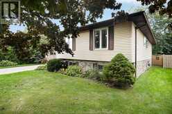 42 William AVENUE | Kingsville Ontario | Slide Image Two