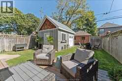 928 WINDERMERE | Windsor Ontario | Slide Image Thirty-five
