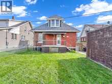 172 GILES BOULEVARD | Windsor Ontario | Slide Image Eight