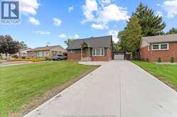 2858 DANDURAND | Windsor Ontario | Slide Image Two