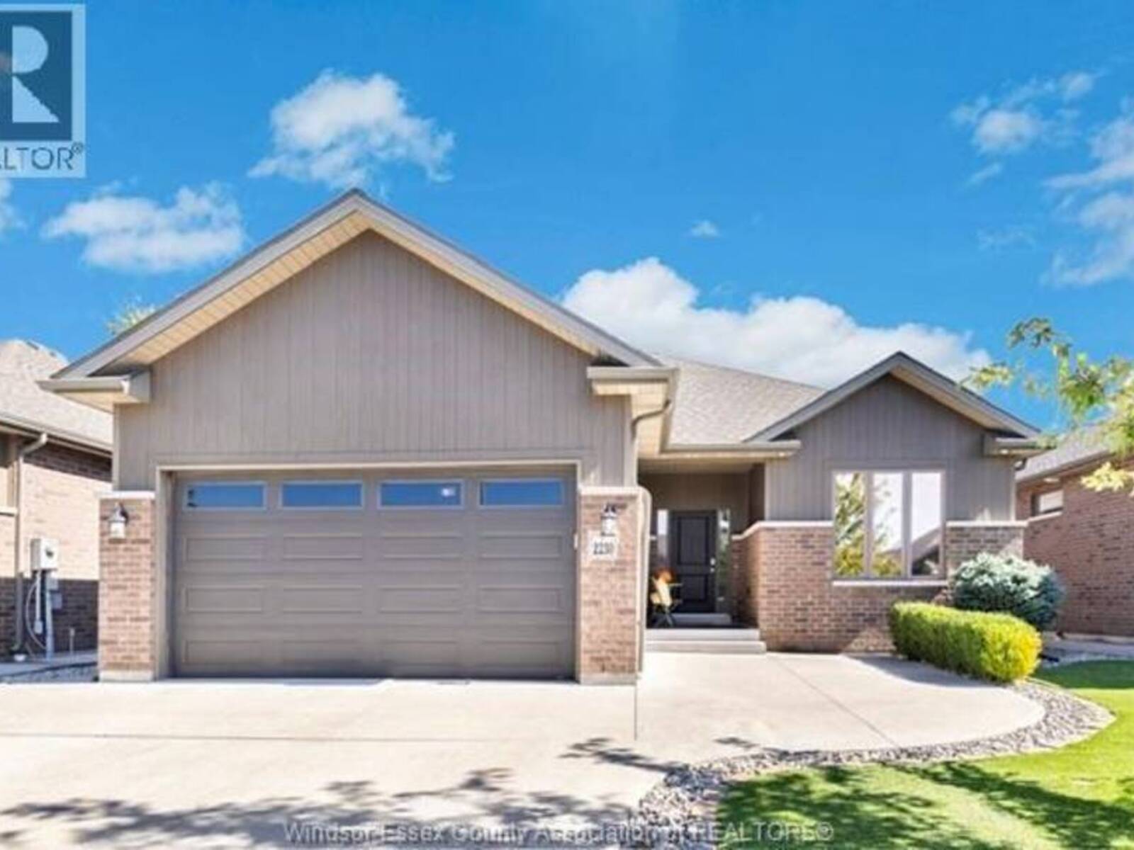 2230 MAITLAND ROAD, Windsor, Ontario N8P 0B7