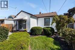 1375 BERNARD ROAD | Windsor Ontario | Slide Image Eleven