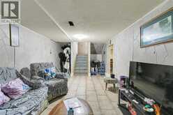 93 ERIE STREET South | Leamington Ontario | Slide Image Thirty