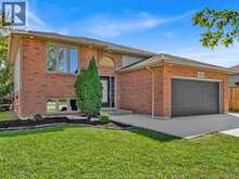 4274 DENNISON COURT | Windsor Ontario | Slide Image Four
