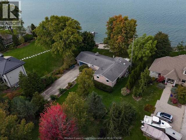 3110 ST.CLAIR ROAD Lakeshore Ontario, N0R 1N0 - 2 Bedrooms Waterfront Home For sale