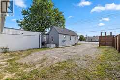 3603 WALKER | Windsor Ontario | Slide Image Twenty-seven