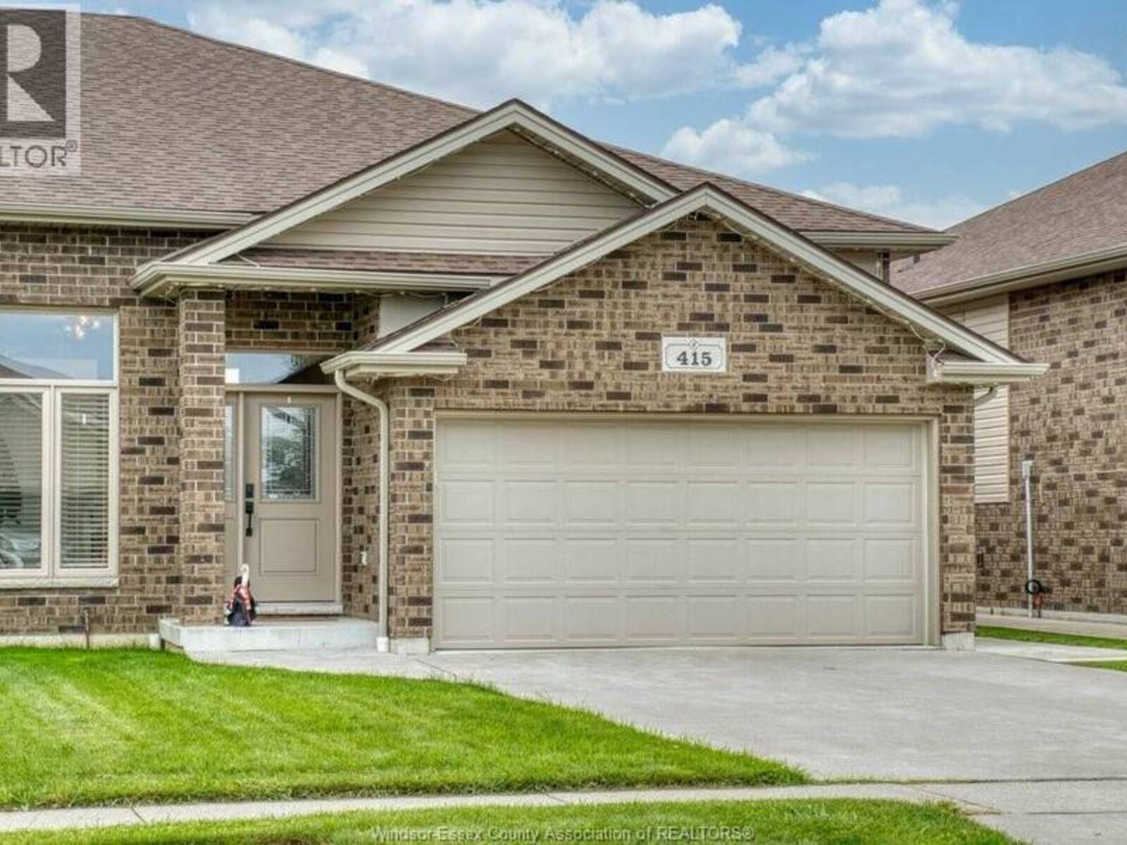 415 ROSEWOOD DRIVE, Belle River, Ontario N8L 1B9