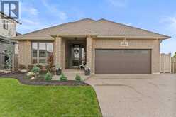 209 MULLEN CRESCENT | Amherstburg Ontario | Slide Image One