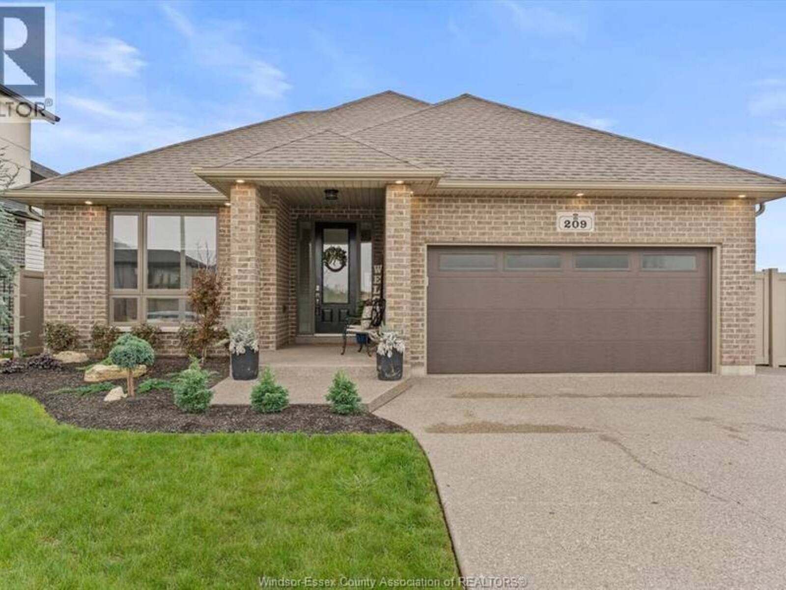 209 MULLEN CRESCENT, Amherstburg, Ontario N9V 4C8