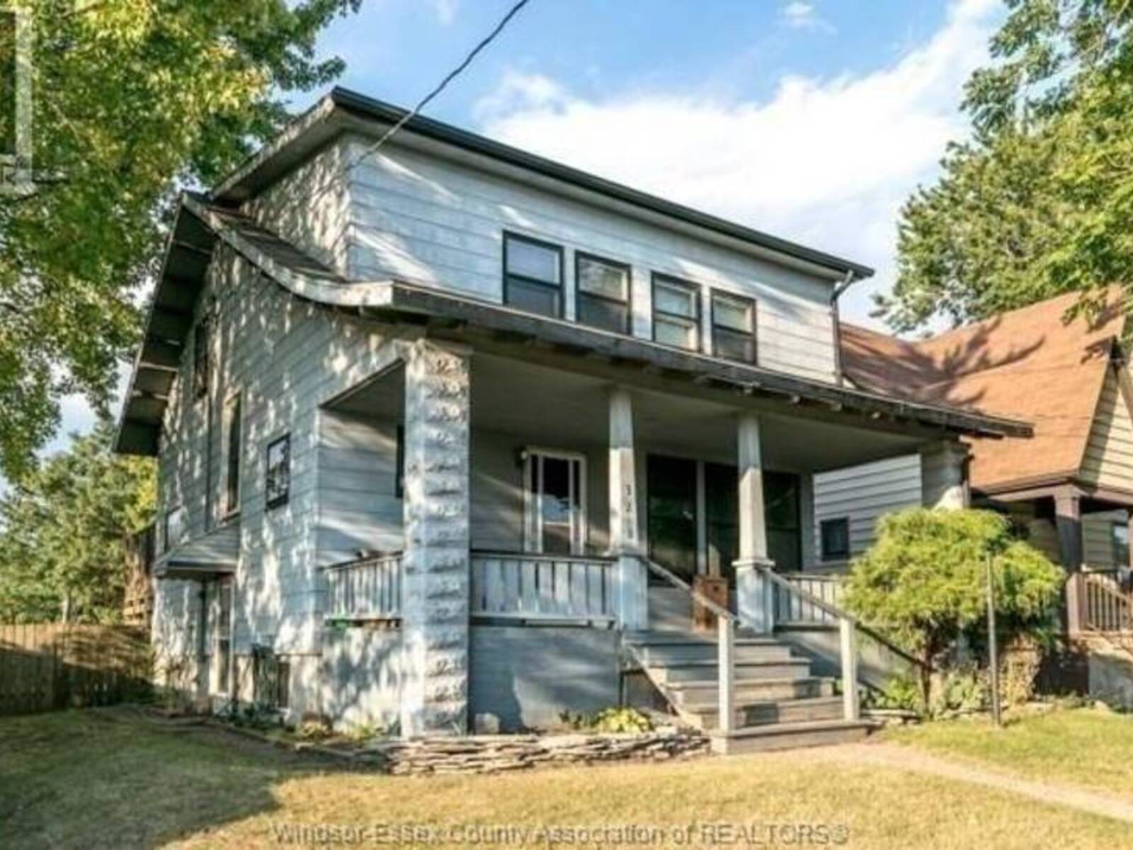 328 JOHN B AVENUE, Windsor, Ontario N9C 3G2
