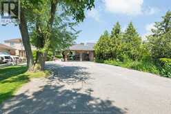 11830 RIVERSIDE DRIVE East | Windsor Ontario | Slide Image Four