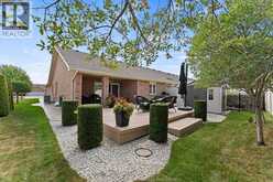 523 GOLFVIEW | Amherstburg Ontario | Slide Image Forty