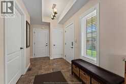 523 GOLFVIEW | Amherstburg Ontario | Slide Image Five