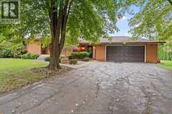 8605 SNAKE LANE | LaSalle Ontario | Slide Image Three