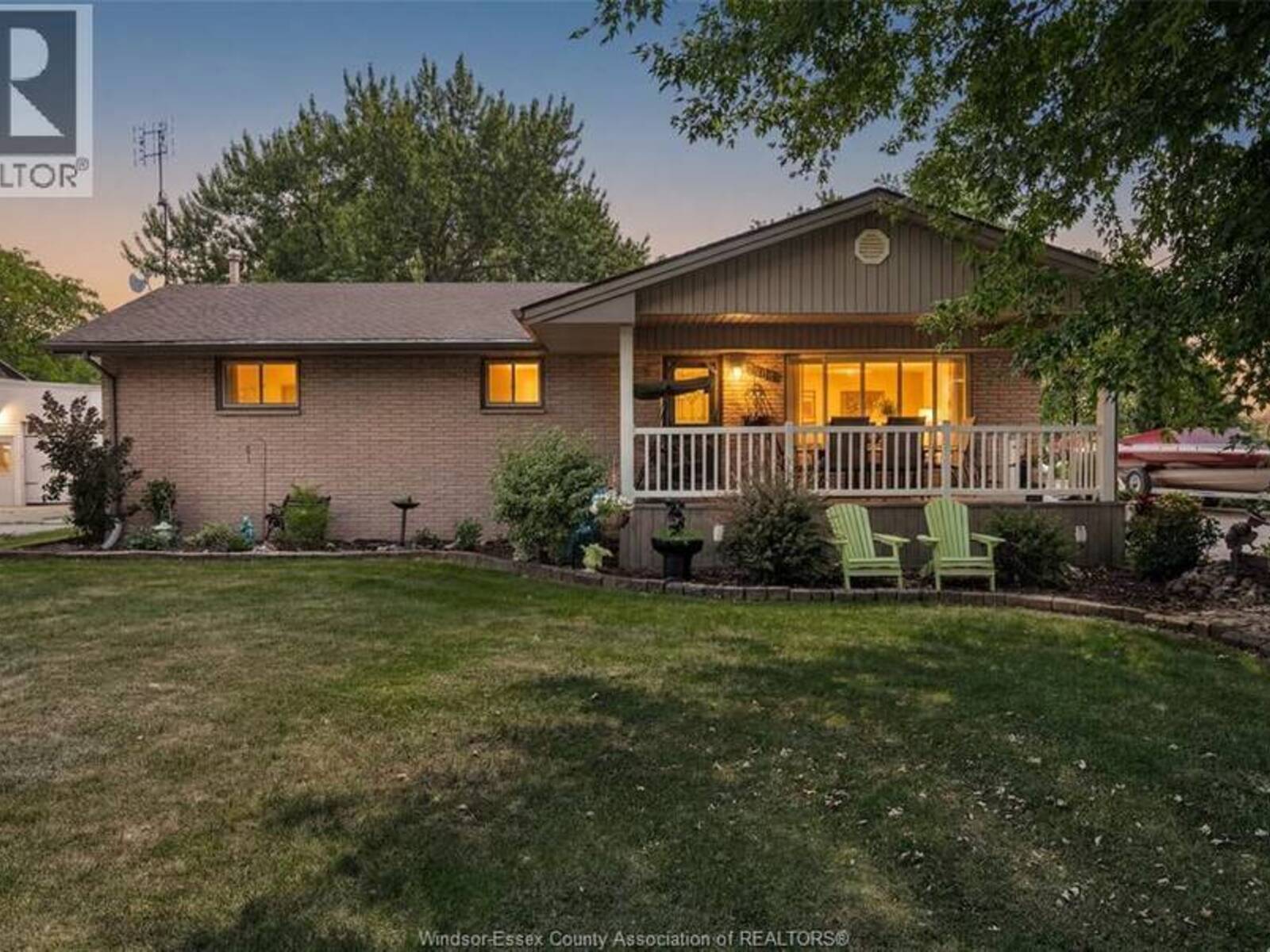 316 EAST RUSCOM RIVER ROAD, Lakeshore, Ontario N0R 1S0