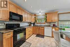 276 BROCK | Amherstburg Ontario | Slide Image Thirteen