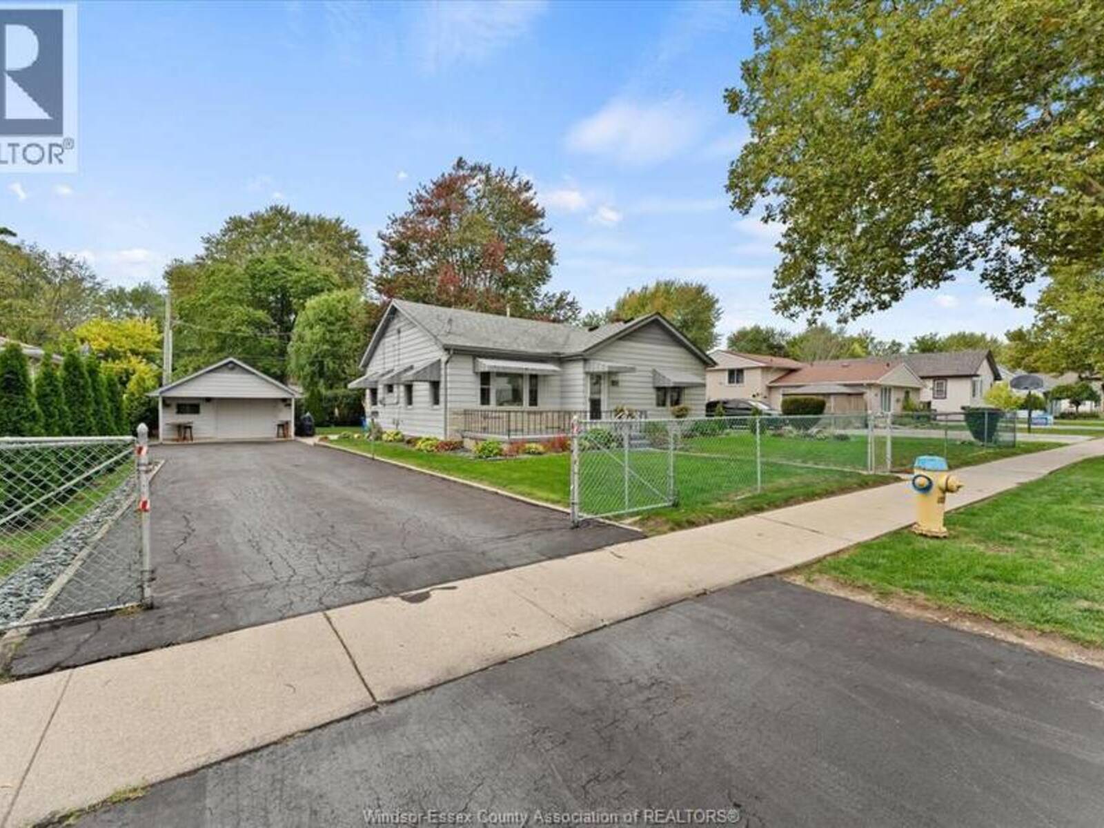 276 BROCK, Amherstburg, Ontario N9V 2H6