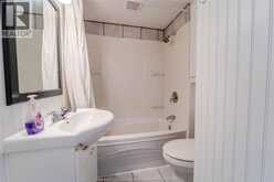 966 CURRY AVENUE | Windsor Ontario | Slide Image Eleven