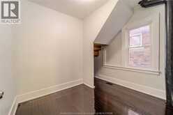 966 CURRY AVENUE | Windsor Ontario | Slide Image Six