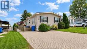 62 MALDEN HILL DRIVE | Amherstburg Ontario | Slide Image One