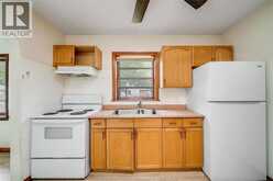 3173 WYANDOTTE ST West | Windsor Ontario | Slide Image Thirteen