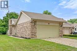 32 Cheyenne CRESCENT | Leamington Ontario | Slide Image Two