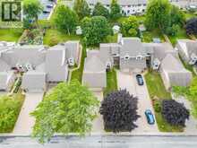 32 Cheyenne CRESCENT | Leamington Ontario | Slide Image Four