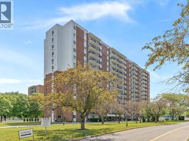8591 Riverside DRIVE East Unit# 702 Windsor Ontario, N8S 1G3 - 2 Bedrooms Waterfront Condo For Sale