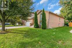 445 JOHN HARVEY CRESCENT | Windsor Ontario | Slide Image Three