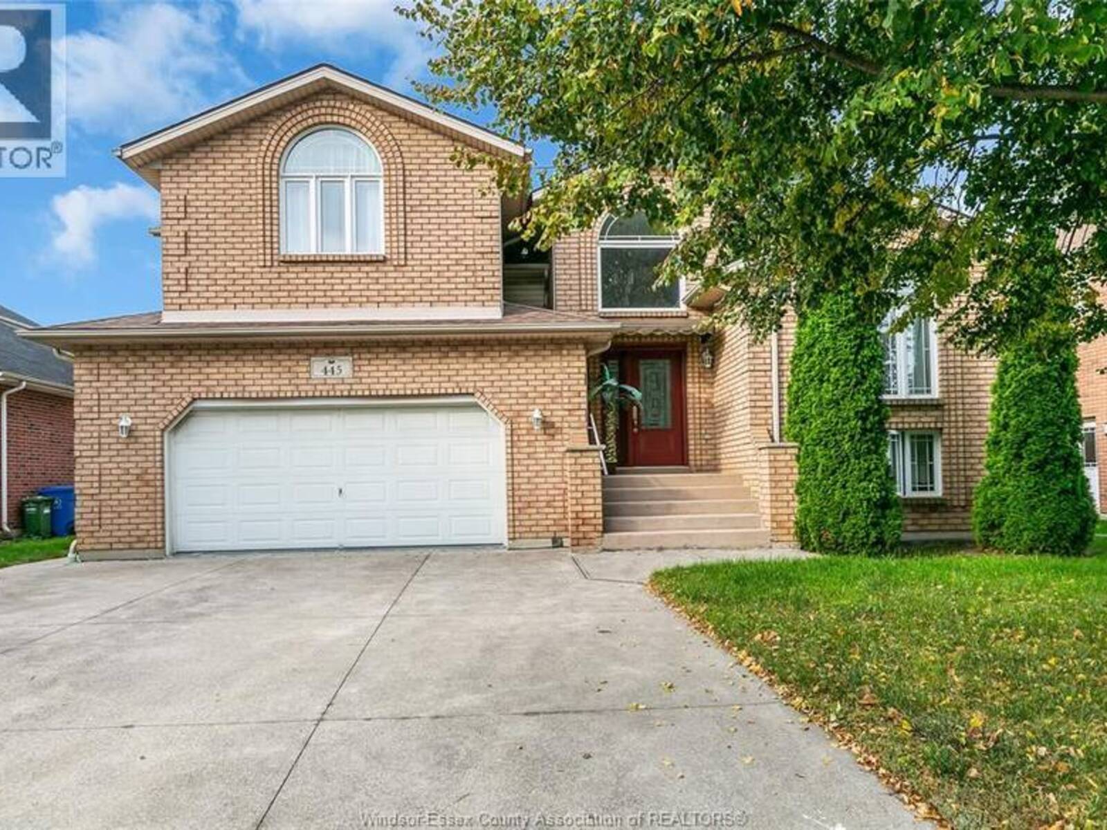 445 JOHN HARVEY CRESCENT, Windsor, Ontario N9E 4R4